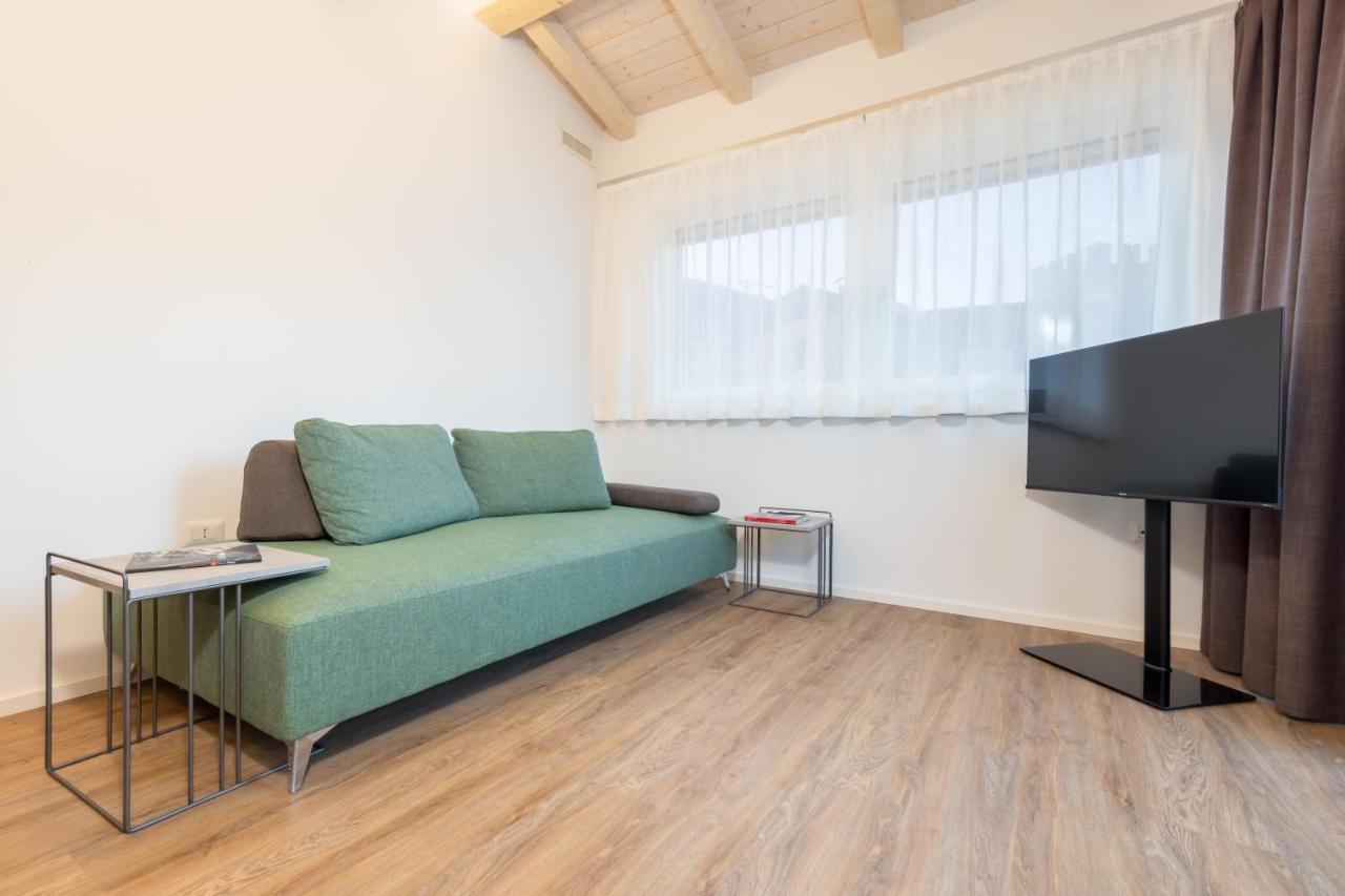 Minerva Guesthouse Trydent Zewnętrze zdjęcie